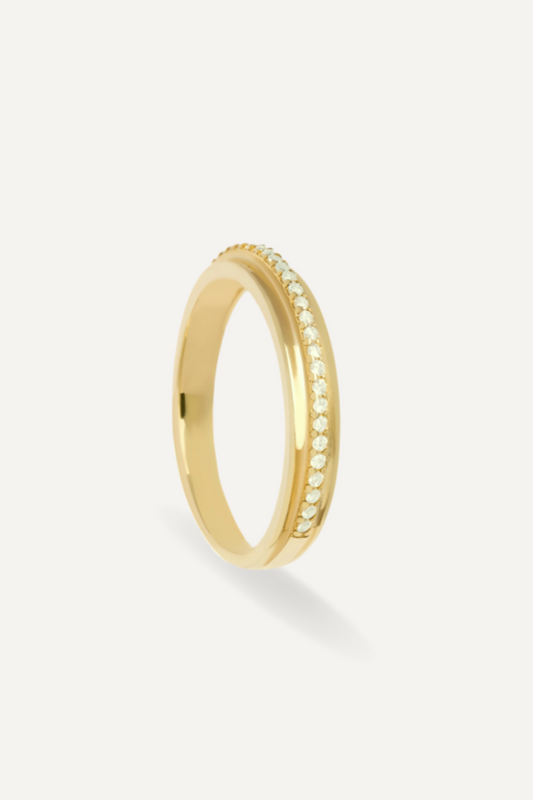 PAVÉ LINE RING